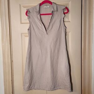 beachlunchlounge Beige Top with Red Trim